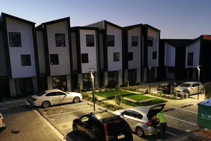 solar_post_top_light_for_parking